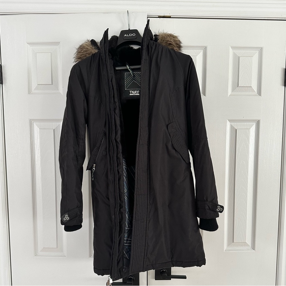 TNA Aspen Winter Jacket Size Small